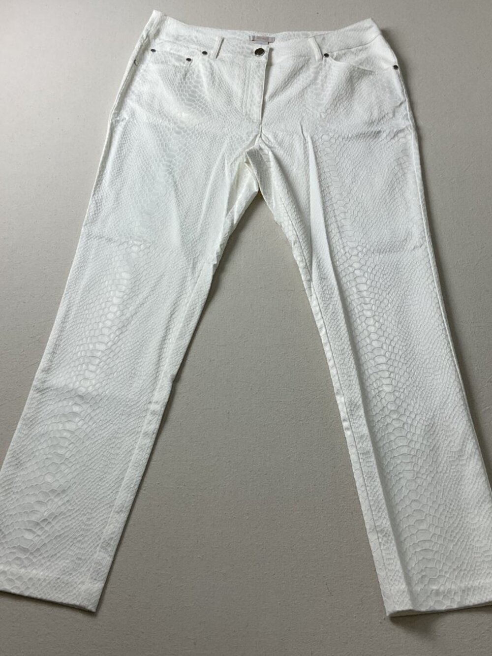 Eric Jeans White Embroidered Snakeskin Skinny jeans 14 NWT